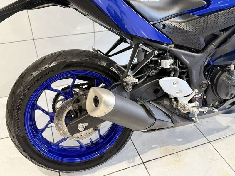 Yamaha YZF R3 321 ABS 2023 SÓ MOTOS E AUTOMÓVEIS SANTA CRUZ DO SUL / Carros no Vale