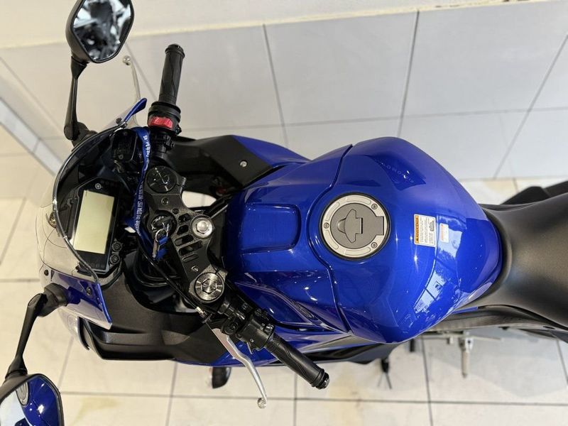 Yamaha YZF R3 321 ABS 2023 SÓ MOTOS E AUTOMÓVEIS SANTA CRUZ DO SUL / Carros no Vale