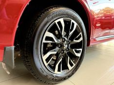 Mitsubishi Outlander Phev Hybrid 2.0 16v 4×4 2017/2018 COVEL VEICULOS ENCANTADO / Carros no Vale