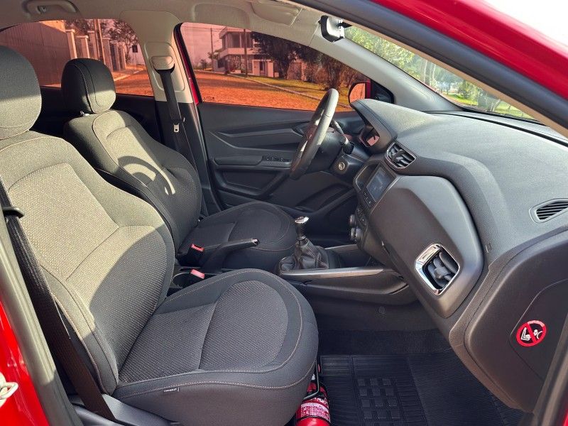 Chevrolet ONIX LTZ 1.4 2013 GRASSI VEÍCULOS LAJEADO / Carros no Vale