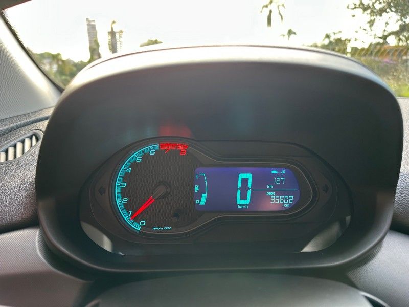 Chevrolet ONIX LTZ 1.4 2013 GRASSI VEÍCULOS LAJEADO / Carros no Vale