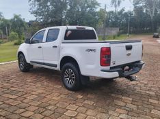Chevrolet S10 LS 2.8 TDI 2023 GRASSI VEÍCULOS LAJEADO / Carros no Vale