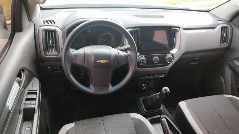 Chevrolet S10 LS 2.8 TDI 2023 GRASSI VEÍCULOS LAJEADO / Carros no Vale