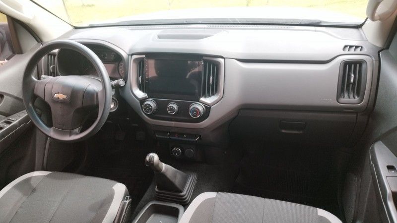 Chevrolet S10 LS 2.8 TDI 2023 GRASSI VEÍCULOS LAJEADO / Carros no Vale