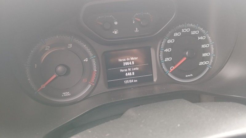 Chevrolet S10 LS 2.8 TDI 2023 GRASSI VEÍCULOS LAJEADO / Carros no Vale