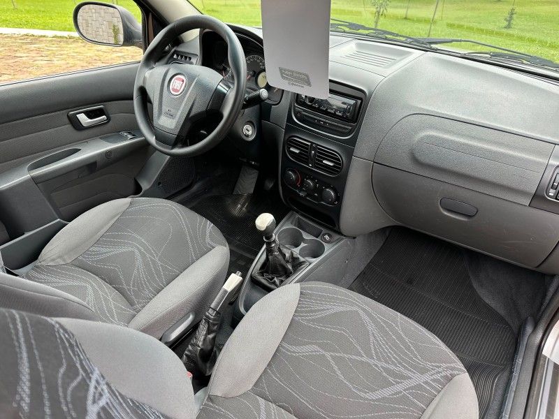 Fiat STRADA WORKING 1.4 CD 2013 GRASSI VEÍCULOS LAJEADO / Carros no Vale