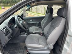 Fiat STRADA WORKING 1.4 CD 2013 GRASSI VEÍCULOS LAJEADO / Carros no Vale