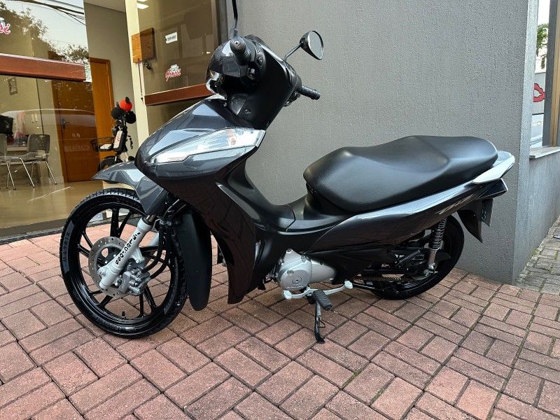 Honda Motos BIZ 125 2020 GRASSI VEÍCULOS LAJEADO / Carros no Vale Honda Motos BIZ 125 2020 GRASSI VEÍCULOS LAJEADO / Carros no Vale