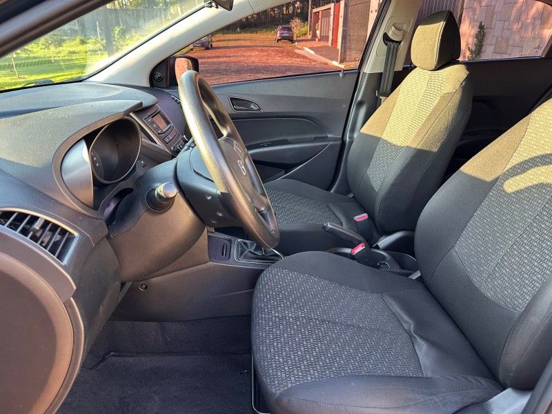 Hyundai HB20 UNIQUE 1.0 2019 GRASSI VEÍCULOS LAJEADO / Carros no Vale