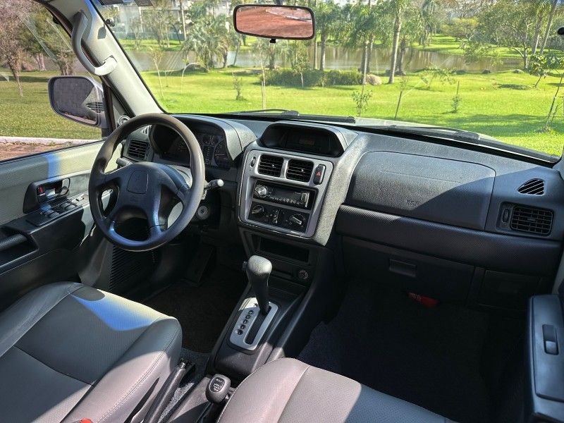 Mitsubishi PAJERO TR4 2.0 2005 GRASSI VEÍCULOS LAJEADO / Carros no Vale