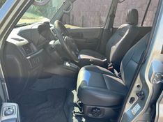Mitsubishi PAJERO TR4 2.0 2005 GRASSI VEÍCULOS LAJEADO / Carros no Vale