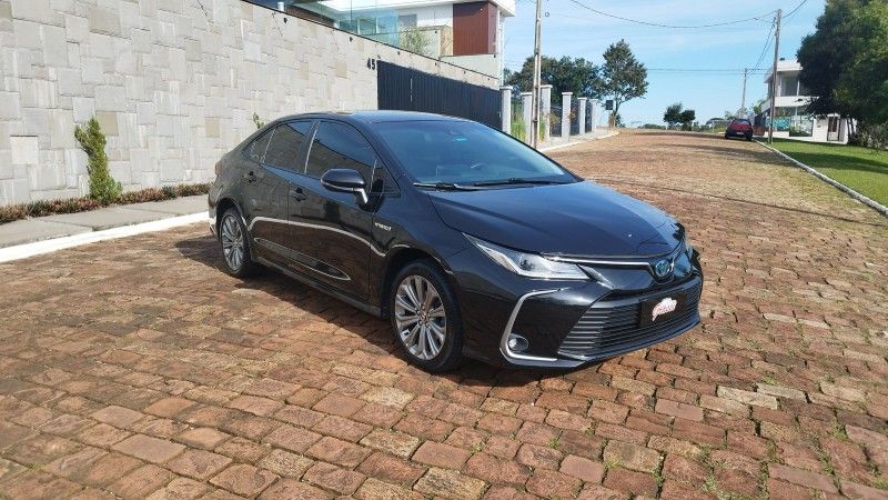 Toyota COROLLA ALTIS 1.8 HYBRID CVT 2021 GRASSI VEÍCULOS LAJEADO / Carros no Vale