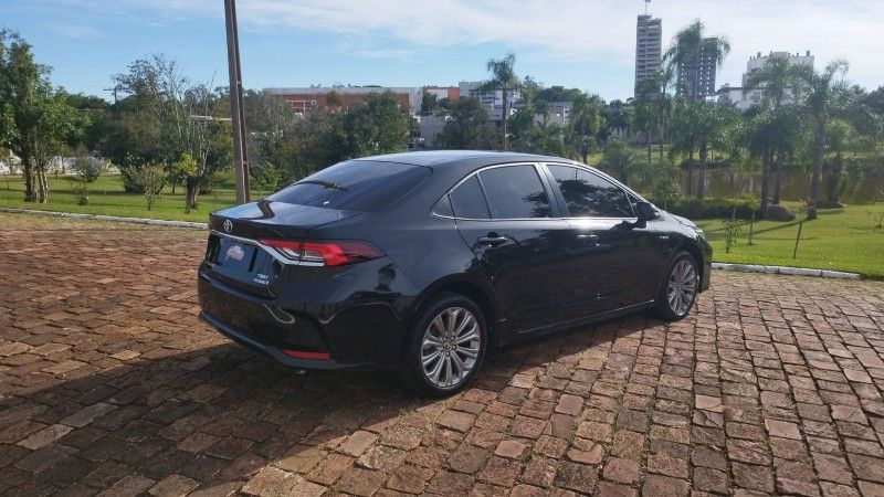 Toyota COROLLA ALTIS 1.8 HYBRID CVT 2021 GRASSI VEÍCULOS LAJEADO / Carros no Vale