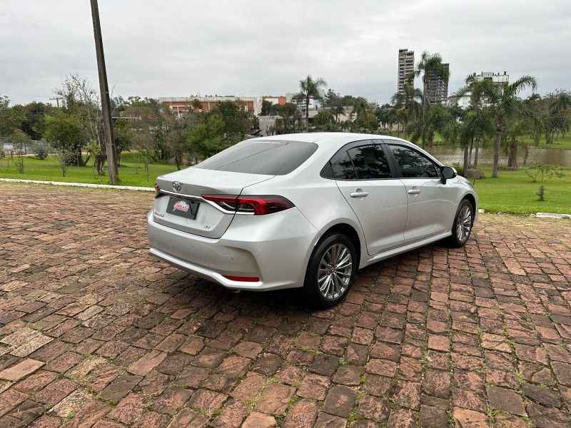 Toyota COROLLA XEi 2.0 2024 GRASSI VEÍCULOS LAJEADO / Carros no Vale