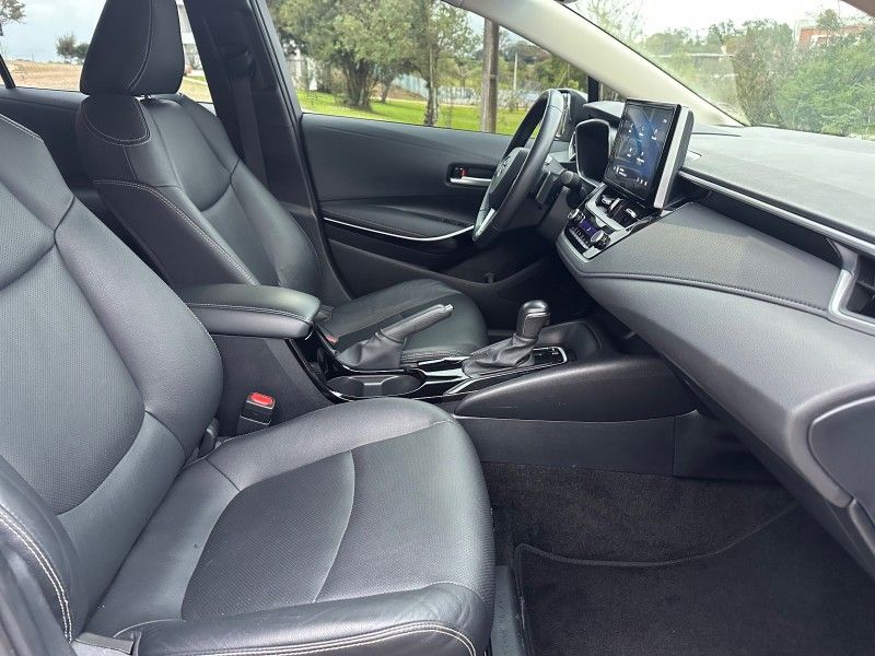Toyota COROLLA XEi 2.0 2024 GRASSI VEÍCULOS LAJEADO / Carros no Vale