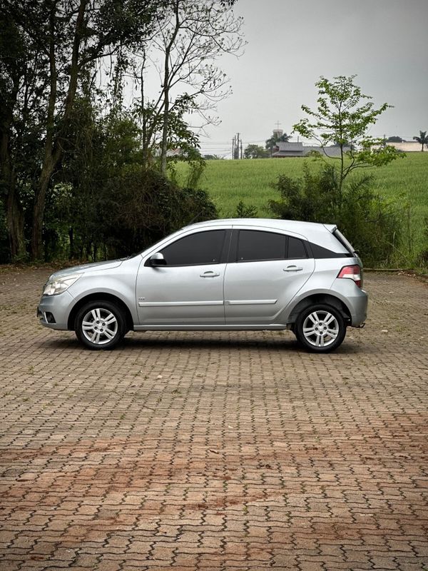 Chevrolet AGILE LTZ 1.4 2011 NEUMANN VEÍCULOS ARROIO DO MEIO / Carros no Vale Chevrolet AGILE LTZ 1.4 2011 NEUMANN VEÍCULOS ARROIO DO MEIO / Carros no Vale