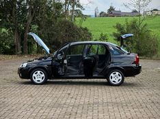 Chevrolet CORSA SEDAN PREMIUM 1.4 2011 NEUMANN VEÍCULOS ARROIO DO MEIO / Carros no Vale
