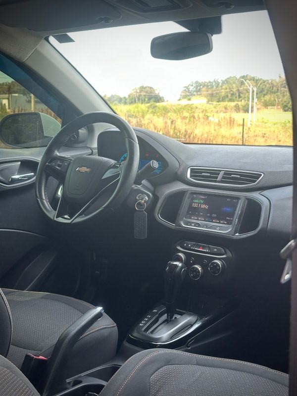 Chevrolet ONIX LTZ 1.4 2014 NEUMANN VEÍCULOS ARROIO DO MEIO / Carros no Vale Chevrolet ONIX LTZ 1.4 2014 NEUMANN VEÍCULOS ARROIO DO MEIO / Carros no Vale