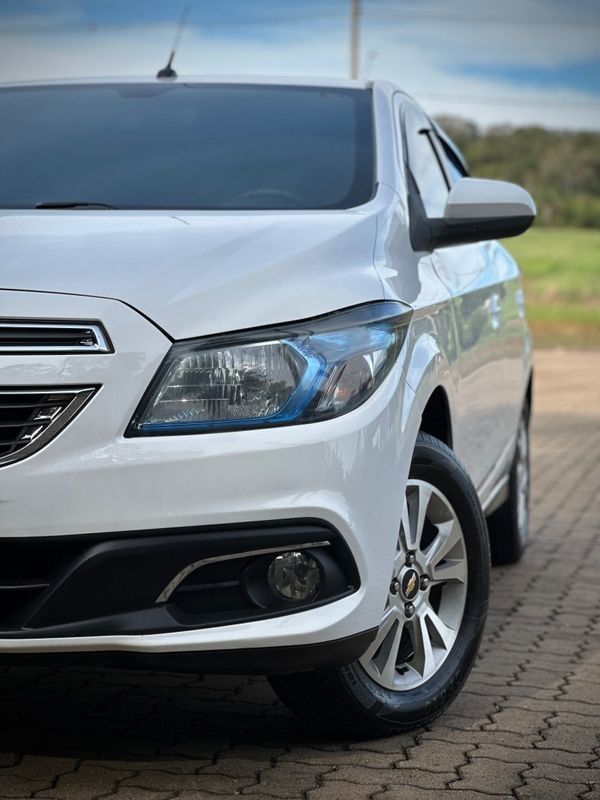 Chevrolet ONIX LTZ 1.4 2014 NEUMANN VEÍCULOS ARROIO DO MEIO / Carros no Vale Chevrolet ONIX LTZ 1.4 2014 NEUMANN VEÍCULOS ARROIO DO MEIO / Carros no Vale