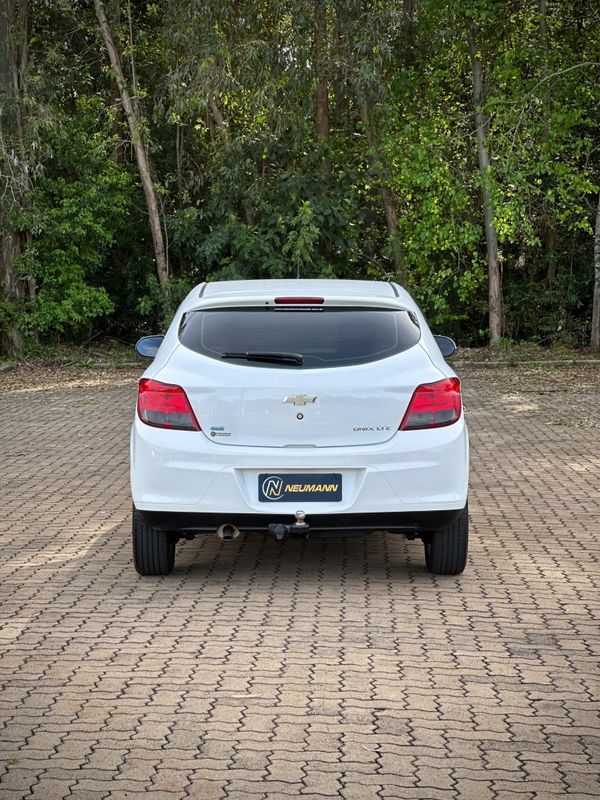 Chevrolet ONIX LTZ 1.4 2014 NEUMANN VEÍCULOS ARROIO DO MEIO / Carros no Vale Chevrolet ONIX LTZ 1.4 2014 NEUMANN VEÍCULOS ARROIO DO MEIO / Carros no Vale