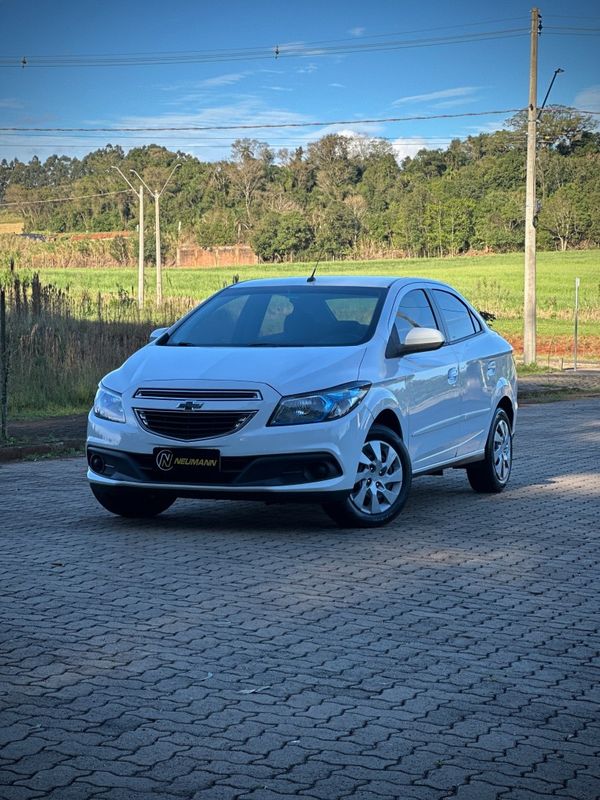 Chevrolet PRISMA LT 1.4 2014 NEUMANN VEÍCULOS ARROIO DO MEIO / Carros no Vale Chevrolet PRISMA LT 1.4 2014 NEUMANN VEÍCULOS ARROIO DO MEIO / Carros no Vale