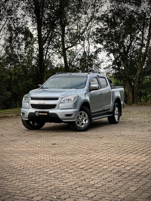 Chevrolet S10 LTZ 2.4 2013 NEUMANN VEÍCULOS ARROIO DO MEIO / Carros no Vale Chevrolet S10 LTZ 2.4 2013 NEUMANN VEÍCULOS ARROIO DO MEIO / Carros no Vale