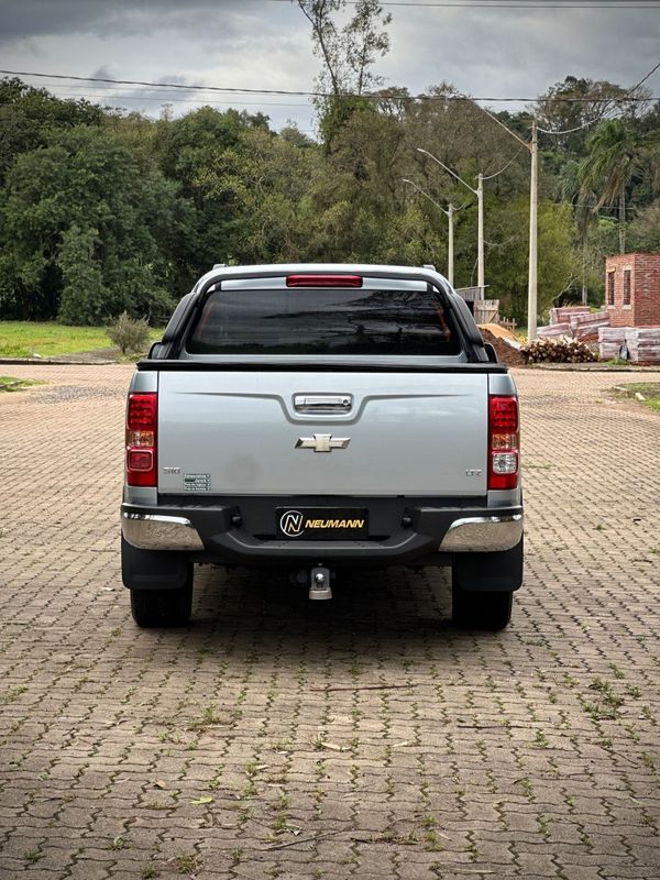 Chevrolet S10 LTZ 2.4 2013 NEUMANN VEÍCULOS ARROIO DO MEIO / Carros no Vale Chevrolet S10 LTZ 2.4 2013 NEUMANN VEÍCULOS ARROIO DO MEIO / Carros no Vale