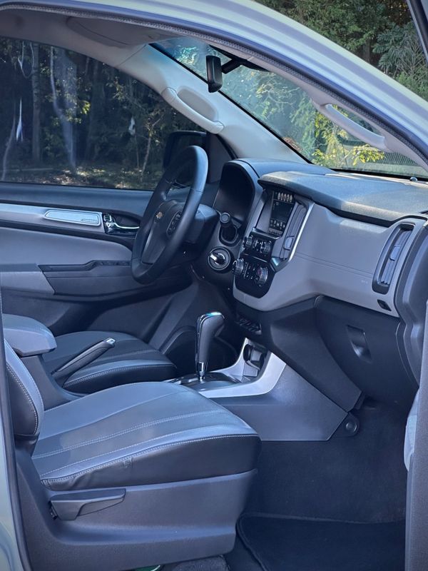 Chevrolet S10 LTZ 2.8 TDI 2020 NEUMANN VEÍCULOS ARROIO DO MEIO / Carros no Vale Chevrolet S10 LTZ 2.8 TDI 2020 NEUMANN VEÍCULOS ARROIO DO MEIO / Carros no Vale