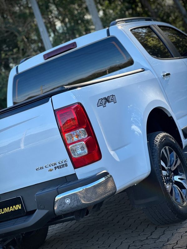 Chevrolet S10 LTZ 2.8 TDI 2020 NEUMANN VEÍCULOS ARROIO DO MEIO / Carros no Vale Chevrolet S10 LTZ 2.8 TDI 2020 NEUMANN VEÍCULOS ARROIO DO MEIO / Carros no Vale