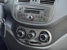Fiat GRAND SIENA ESSENCE 1.6 2015 NEUMANN VEÍCULOS ARROIO DO MEIO / Carros no Vale