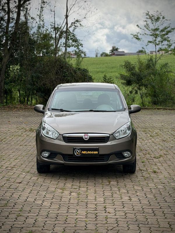 Fiat GRAND SIENA ESSENCE 1.6 2015 NEUMANN VEÍCULOS ARROIO DO MEIO / Carros no Vale Fiat GRAND SIENA ESSENCE 1.6 2015 NEUMANN VEÍCULOS ARROIO DO MEIO / Carros no Vale