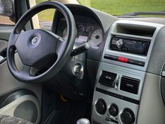 Fiat IDEA HLX 1.8 2006 NEUMANN VEÍCULOS ARROIO DO MEIO / Carros no Vale