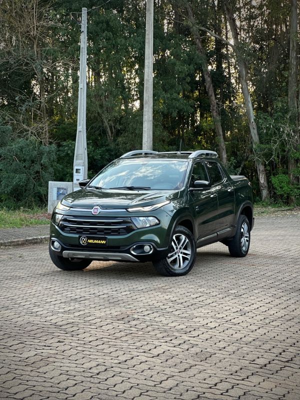 Fiat TORO VOLCANO 2.0 2018 NEUMANN VEÍCULOS ARROIO DO MEIO / Carros no Vale