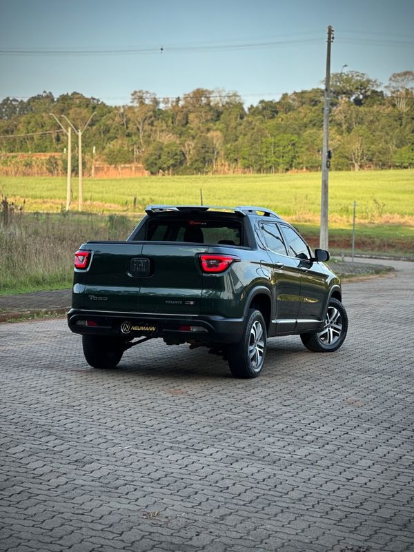 Fiat TORO VOLCANO 2.0 2018 NEUMANN VEÍCULOS ARROIO DO MEIO / Carros no Vale