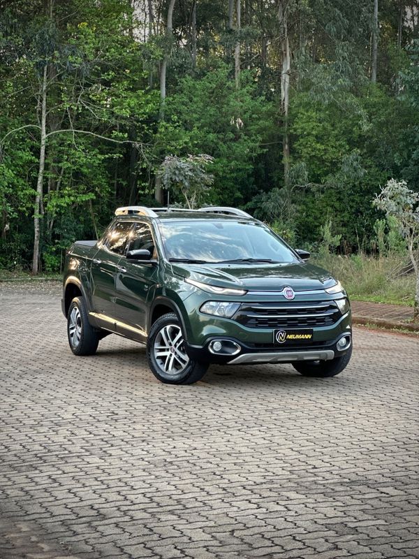 Fiat TORO VOLCANO 2.0 2018 NEUMANN VEÍCULOS ARROIO DO MEIO / Carros no Vale