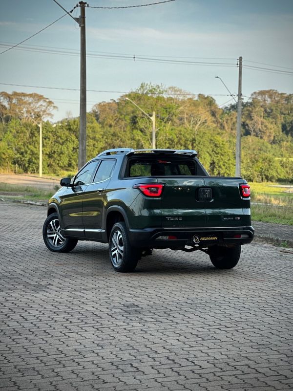 Fiat TORO VOLCANO 2.0 2018 NEUMANN VEÍCULOS ARROIO DO MEIO / Carros no Vale