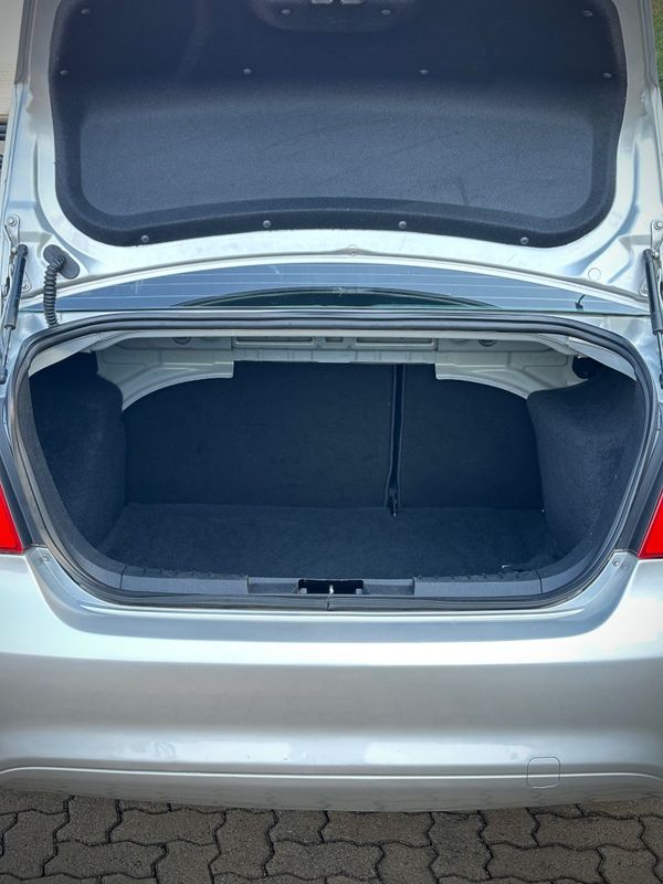 Ford FOCUS SEDAN 2.0 2013 NEUMANN VEÍCULOS ARROIO DO MEIO / Carros no Vale