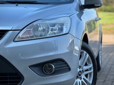 Ford FOCUS SEDAN 2.0 2013 NEUMANN VEÍCULOS ARROIO DO MEIO / Carros no Vale