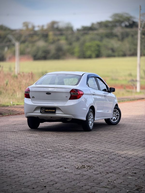 Ford KA SEDAN SE 1.5 2016 NEUMANN VEÍCULOS ARROIO DO MEIO / Carros no Vale Ford KA SEDAN SE 1.5 2016 NEUMANN VEÍCULOS ARROIO DO MEIO / Carros no Vale