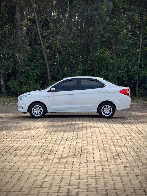 Ford KA SEDAN SE 1.5 2016 NEUMANN VEÍCULOS ARROIO DO MEIO / Carros no Vale Ford KA SEDAN SE 1.5 2016 NEUMANN VEÍCULOS ARROIO DO MEIO / Carros no Vale