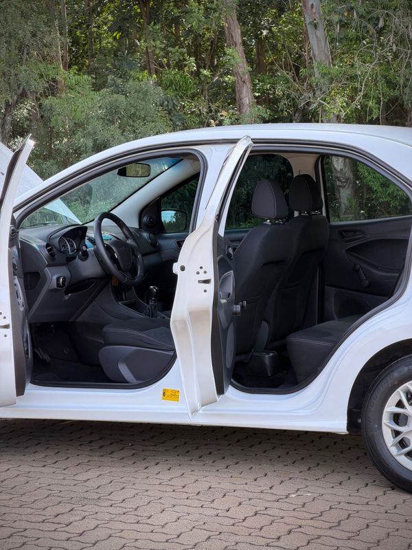 Ford KA SEDAN SE 1.5 2016 NEUMANN VEÍCULOS ARROIO DO MEIO / Carros no Vale Ford KA SEDAN SE 1.5 2016 NEUMANN VEÍCULOS ARROIO DO MEIO / Carros no Vale