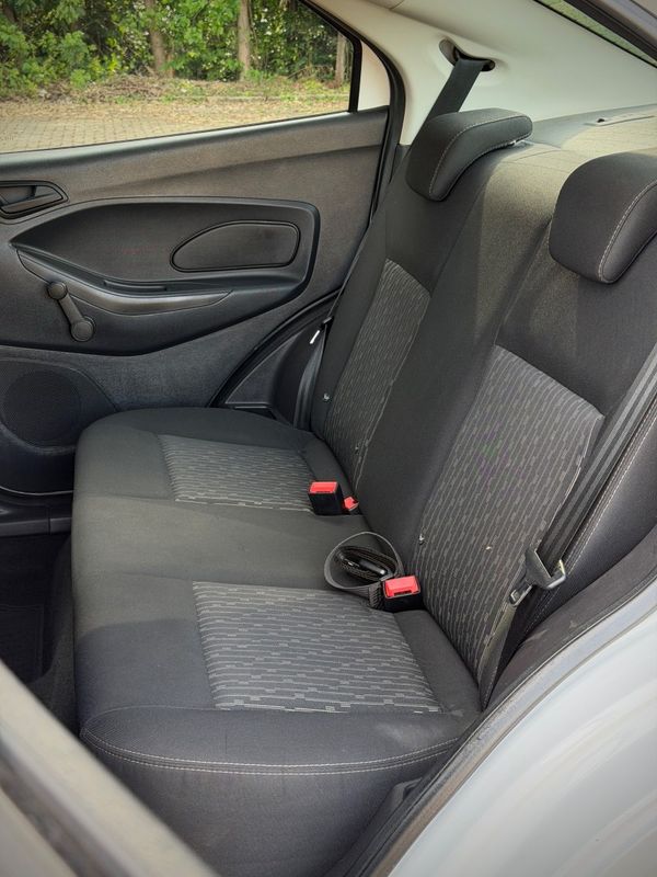 Ford KA SEDAN SE 1.5 2016 NEUMANN VEÍCULOS ARROIO DO MEIO / Carros no Vale Ford KA SEDAN SE 1.5 2016 NEUMANN VEÍCULOS ARROIO DO MEIO / Carros no Vale