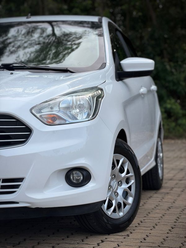 Ford KA SEDAN SE 1.5 2016 NEUMANN VEÍCULOS ARROIO DO MEIO / Carros no Vale Ford KA SEDAN SE 1.5 2016 NEUMANN VEÍCULOS ARROIO DO MEIO / Carros no Vale