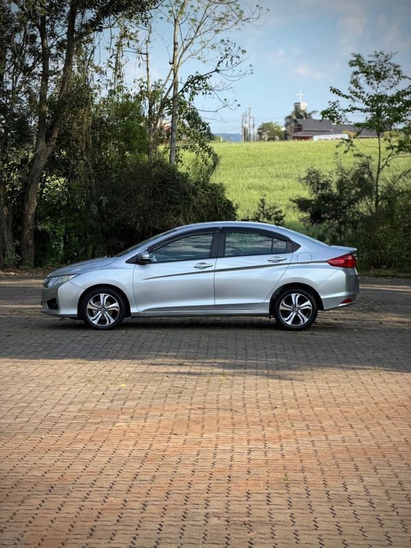 Honda CITY EXL 2015 NEUMANN VEÍCULOS ARROIO DO MEIO / Carros no Vale