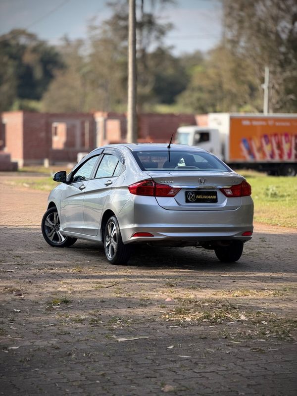 Honda CITY EXL 2015 NEUMANN VEÍCULOS ARROIO DO MEIO / Carros no Vale