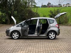 Honda FIT LXL 1.4 2009 NEUMANN VEÍCULOS ARROIO DO MEIO / Carros no Vale