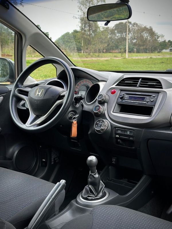 Honda FIT LXL 1.4 2009 NEUMANN VEÍCULOS ARROIO DO MEIO / Carros no Vale