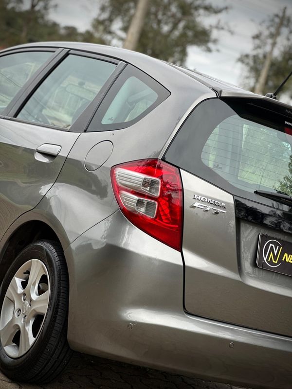 Honda FIT LXL 1.4 2009 NEUMANN VEÍCULOS ARROIO DO MEIO / Carros no Vale