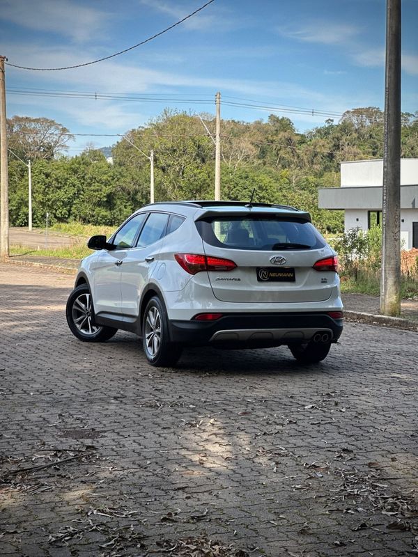 Hyundai SANTA FÉ 3.3 V6 2015 NEUMANN VEÍCULOS ARROIO DO MEIO / Carros no Vale Hyundai SANTA FÉ 3.3 V6 2015 NEUMANN VEÍCULOS ARROIO DO MEIO / Carros no Vale
