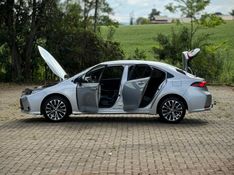 Toyota COROLLA ALTIS 1.8 HYBRID CVT 2024 NEUMANN VEÍCULOS ARROIO DO MEIO / Carros no Vale